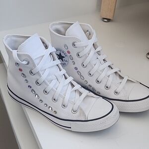 Converse White High-Top Sneakers Classic Design